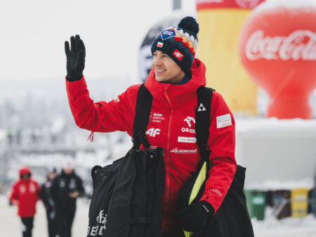 Łzy wzruszenia na Wielkiej Krokwi. Tak Polska podziękowała Kamilowi Stochowi za lata emocji